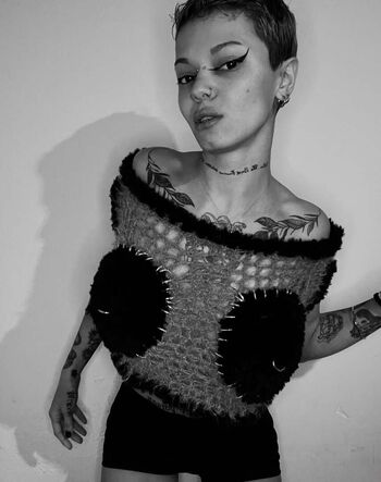 Full leaked Myorenzii private onlyfans photo