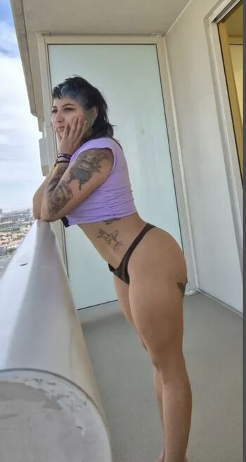 Full leaked Mysticvixxen private onlyfans photo