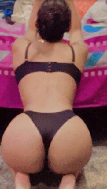 Full leaked Naailah hosein private onlyfans photo