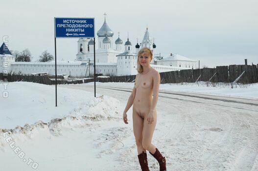 Nackt In Russland
