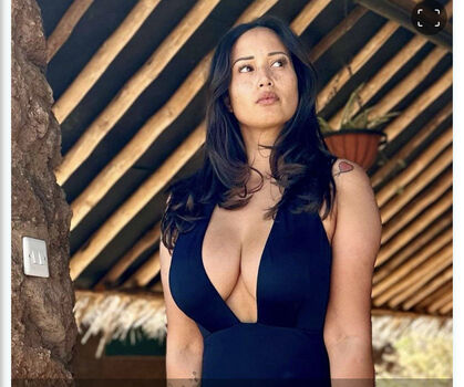 Full leaked Nadia adan private onlyfans photo