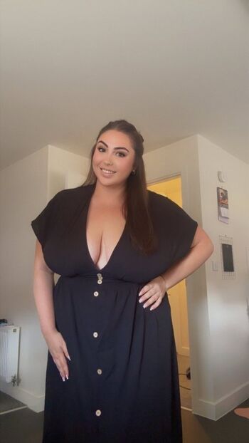 Full leaked Nadia domme private onlyfans photo