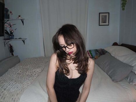 Full leaked Nadyneluchon private onlyfans photo