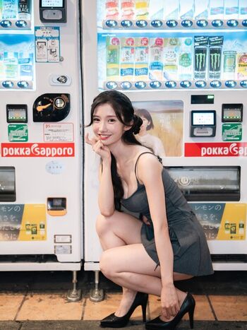 Full leaked Nahyunworld private onlyfans photo