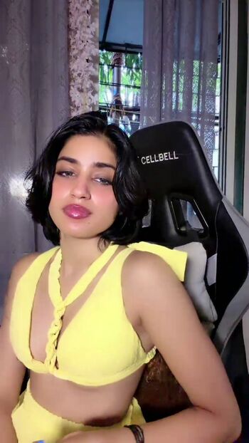 Full leaked Naina private onlyfans photo