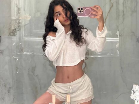 Full leaked Najwa khliwa private onlyfans photo
