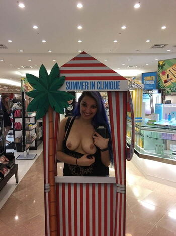 Full leaked Nancy miami page private onlyfans photo