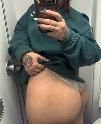 Full leaked Nandiuzumaki private onlyfans photo
