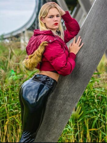 Full leaked Nanouschka page private onlyfans photo