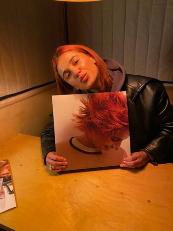 Full leaked Naomi scott private onlyfans photo