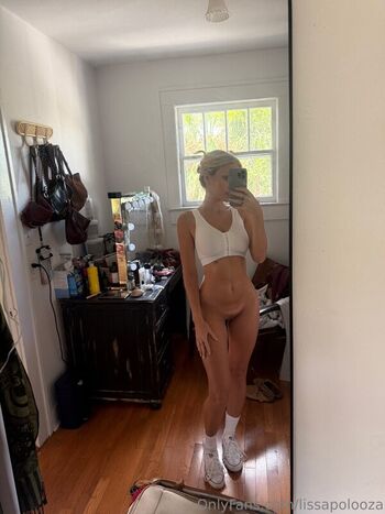 Full leaked Naomi woods page private onlyfans photo