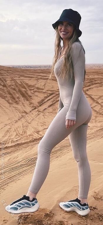 Full leaked Naomiiis private onlyfans photo