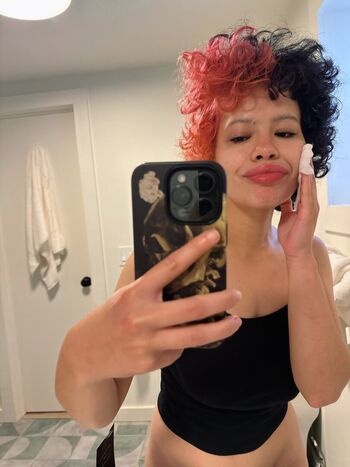 Full leaked Naomipiex private onlyfans photo