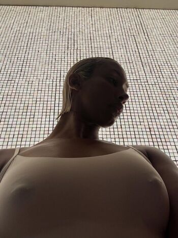 Full leaked Naomisharon private onlyfans photo