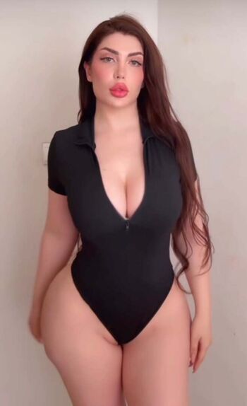 Full leaked Nasimalmasi private onlyfans photo