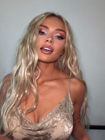Full leaked Natalie alyn lind page private onlyfans photo