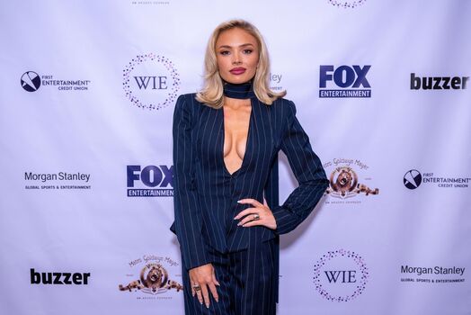 Full leaked Natalie alyn lind page private onlyfans photo