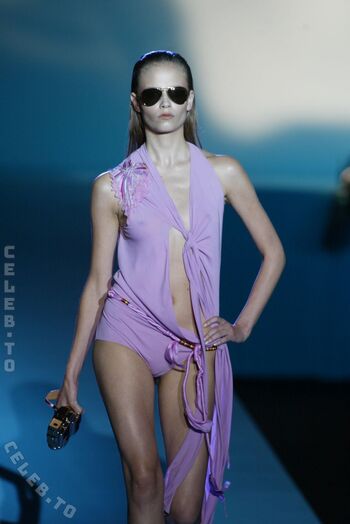 Full leaked Natasha poly page private onlyfans photo