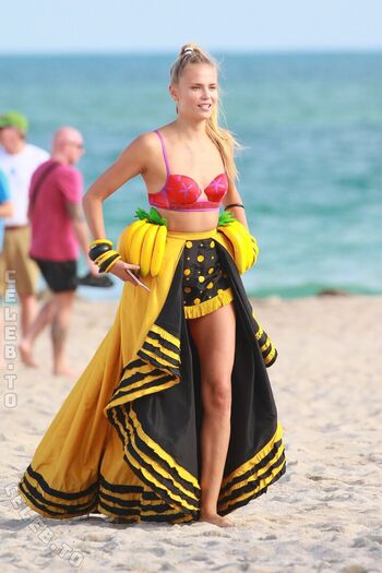 Full leaked Natasha poly page private onlyfans photo