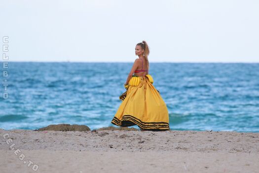 Full leaked Natasha poly page private onlyfans photo