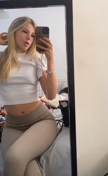 Full leaked Natasha white private onlyfans photo