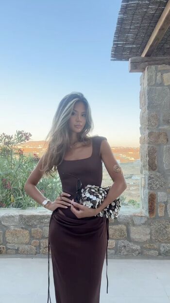 Full leaked Nathalie lok private onlyfans photo