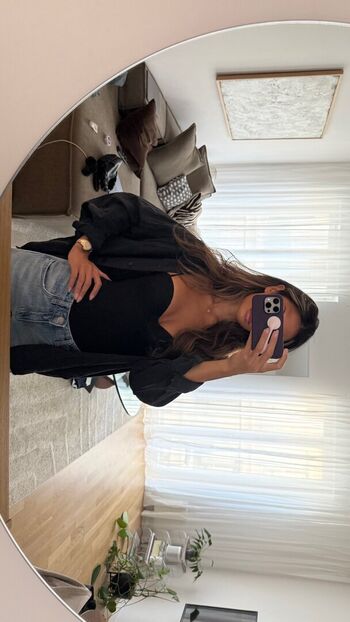 Nathalie Lok