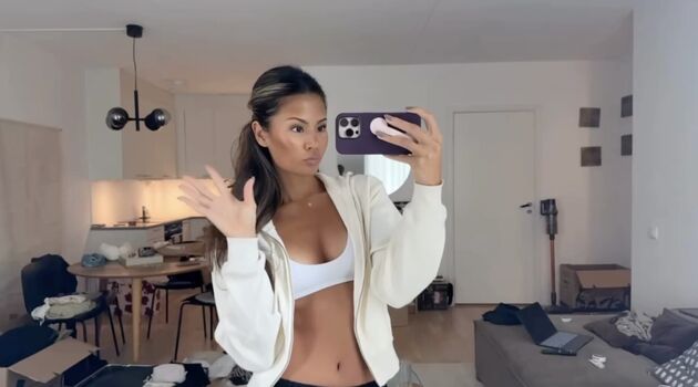 Nathalie Lok