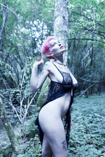 Full leaked Nausicaarondina page private onlyfans photo