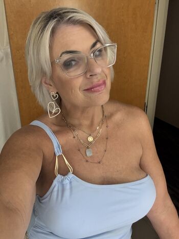 Full leaked Nautimilf private onlyfans photo
