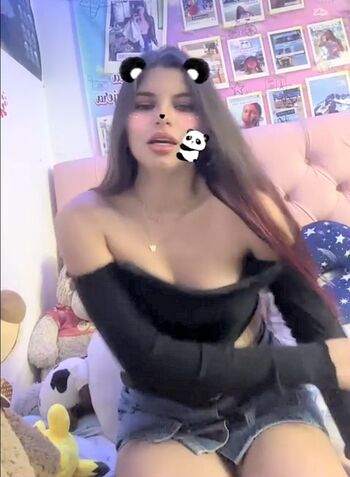 Full leaked Naye private onlyfans photo