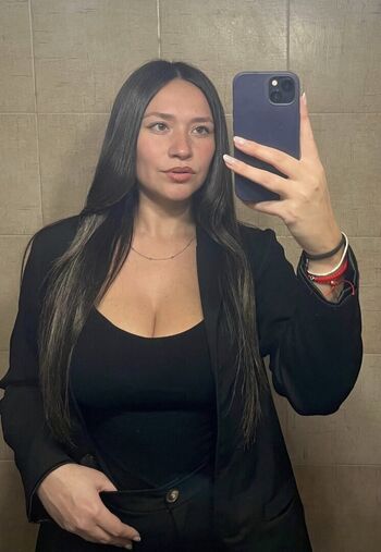 Full leaked Nayybelen private onlyfans photo