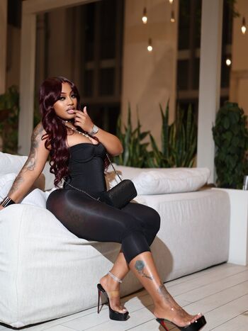Full leaked Nayyy dolll private onlyfans photo