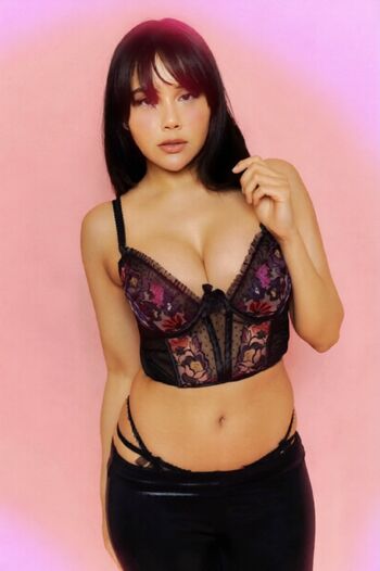 Full leaked Neeko private onlyfans photo