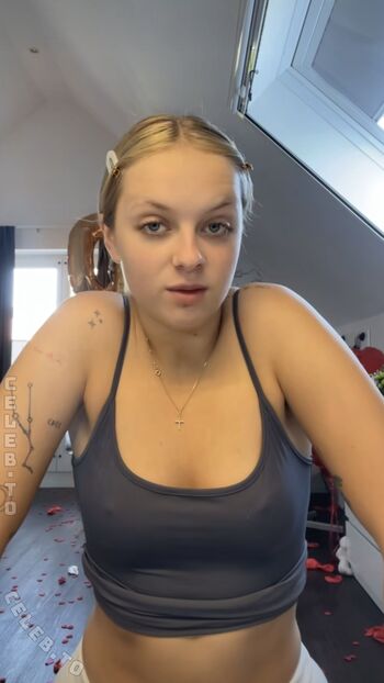 Full leaked Neele rct private onlyfans photo