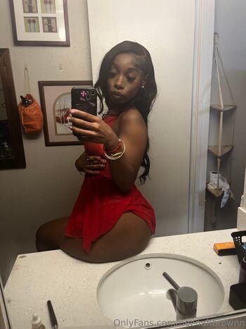 Full leaked Neenahbrownn private onlyfans photo