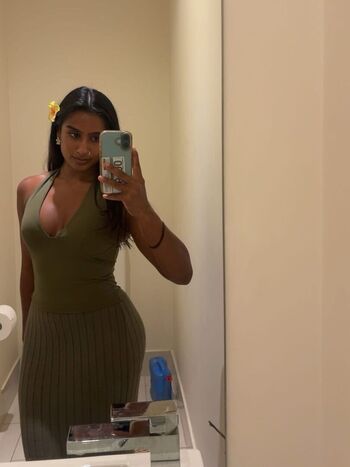 Full leaked Nelly samarasekera private onlyfans photo