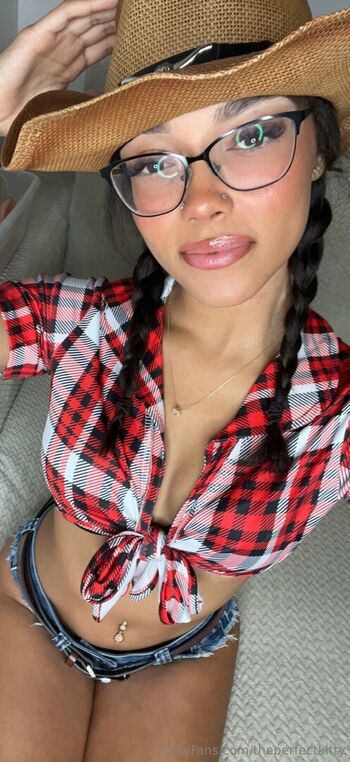 Nerdy Petite Kitty