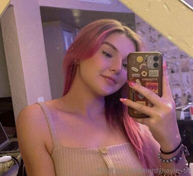 Full leaked Nerdyhayley private onlyfans photo