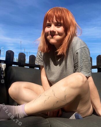 Full leaked Nerdynele private onlyfans photo