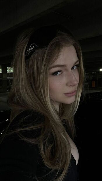 Full leaked Nerushimav page private onlyfans photo