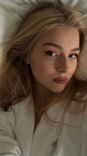 Full leaked Nerushimav page private onlyfans photo