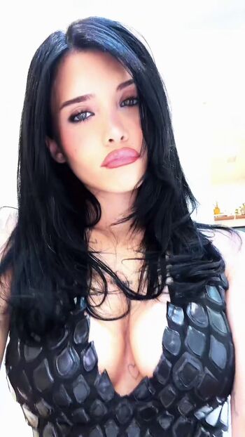 Full leaked Nessa barrett page private onlyfans photo