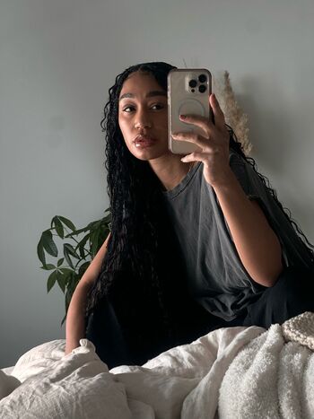 Full leaked Nia simone  page private onlyfans photo