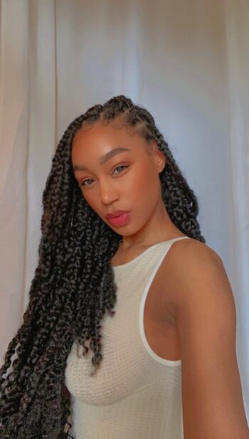 Full leaked Nia simone private onlyfans photo