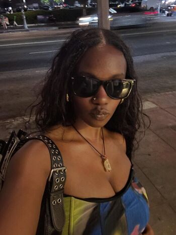 Full leaked Nia sondaya page private onlyfans photo