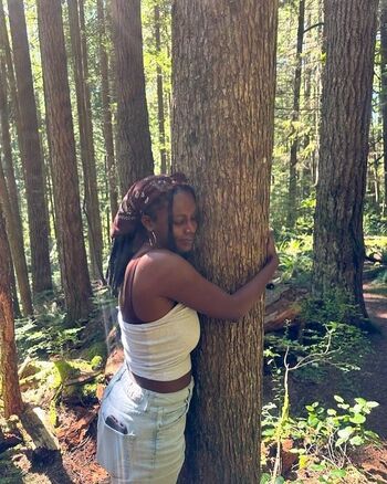 Full leaked Nia sondaya private onlyfans photo