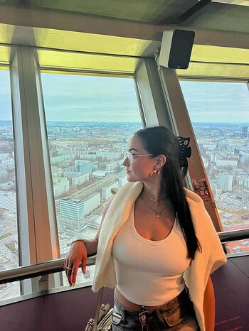 Full leaked Niamh cryan page private onlyfans photo