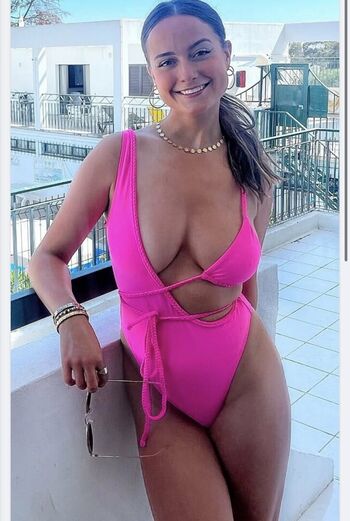 Full leaked Niamh cryan page private onlyfans photo
