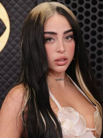 Full leaked Nicki nicole page private onlyfans photo